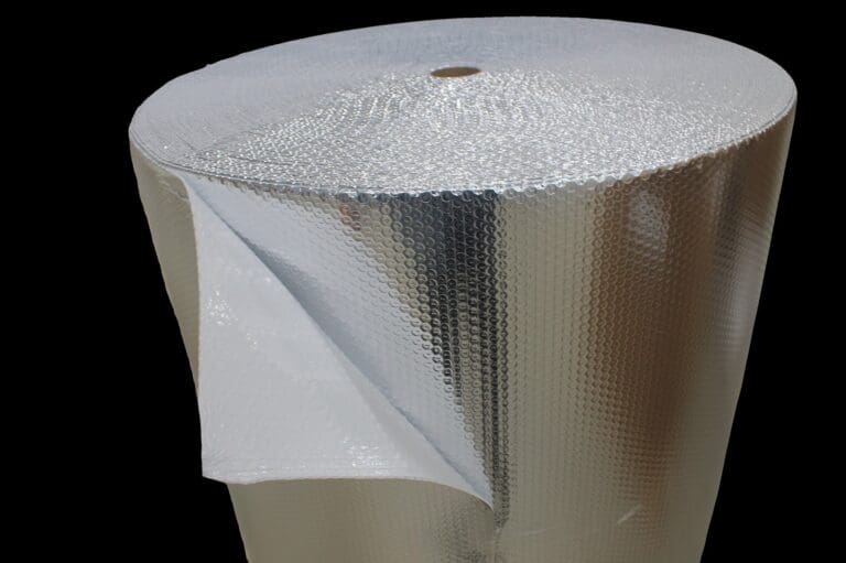 Single bubble foil/white insulation roll